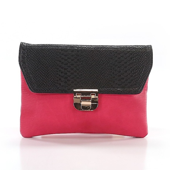 Urban Expressions Handbags - Urban Expressions Clutch/Bag